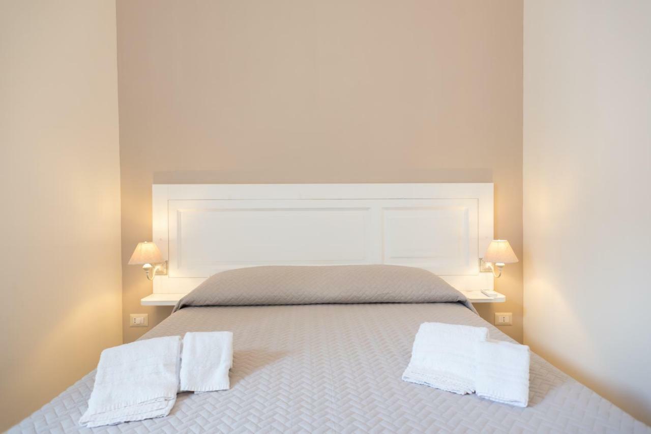 B&B Supportico Lopez Napoli Bagian luar foto