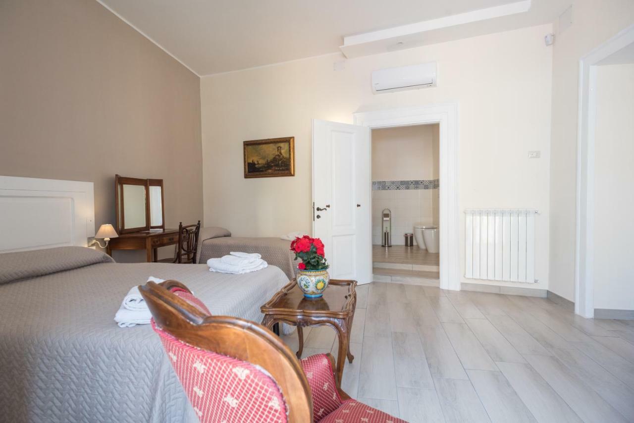 B&B Supportico Lopez Napoli Bagian luar foto