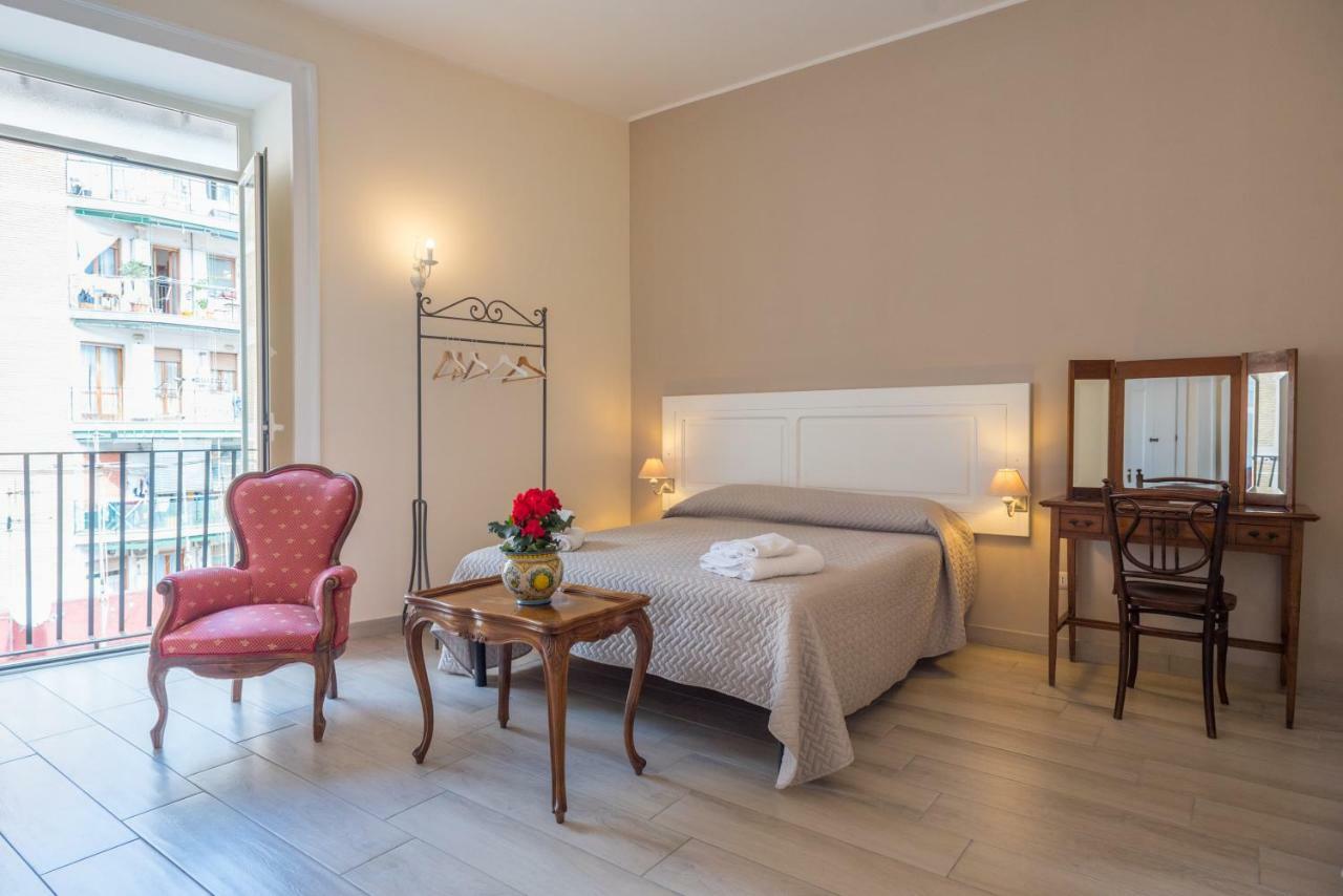 B&B Supportico Lopez Napoli Bagian luar foto